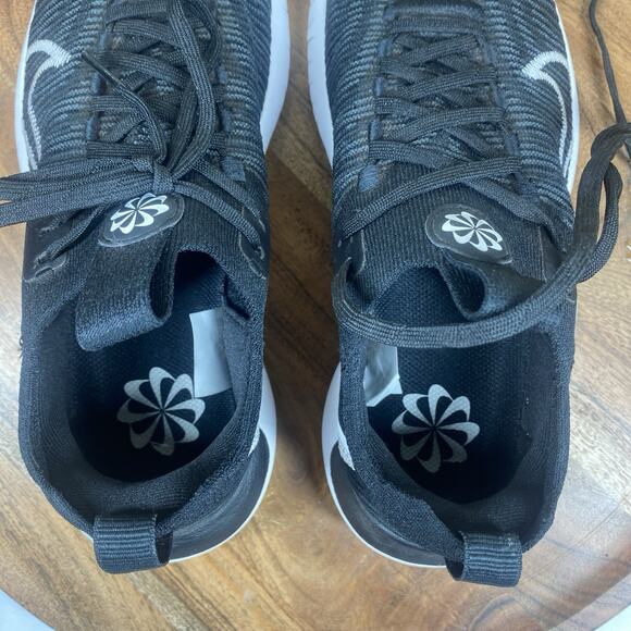 Nike Free Run Flyknit Next Nature Womens Black Size 8 Running Shoes DX6482-002 - Picture 7 of 12